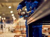 //inrorwxhlmrplk5p.ldycdn.com/cloud/piBpnKplliSRoloqnpqrkm/5-Power-Tools-for-Large-Construction-Projects.jpg