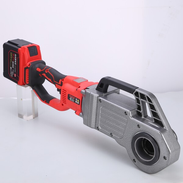 Cordless Electric Pipe Threader