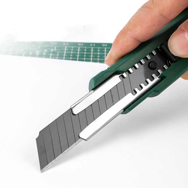 Heavy-Duty Utility Knife Set, SK5 Steel Retractable Box Cutter