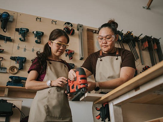 Essential Tools for Interior Wall Sanding and Finishing
