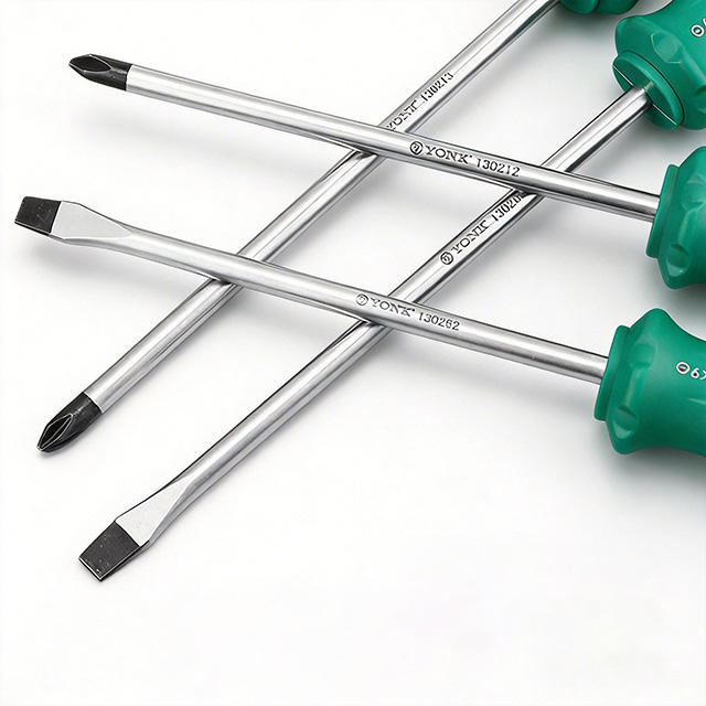 Screwdriver Set, CR‑V Steel Magnetic Flat & Phillips Head Screwdrivers